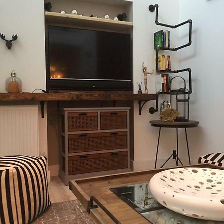 Spacious 1 Bedroom Split Level Old Pub Conversion Tower Bridge Λονδίνο Εξωτερικό φωτογραφία